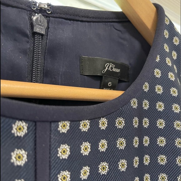 NWOT JCrew navy sheath dress with small print flowers. Size 6. Work/casual. - Picture 4 of 9